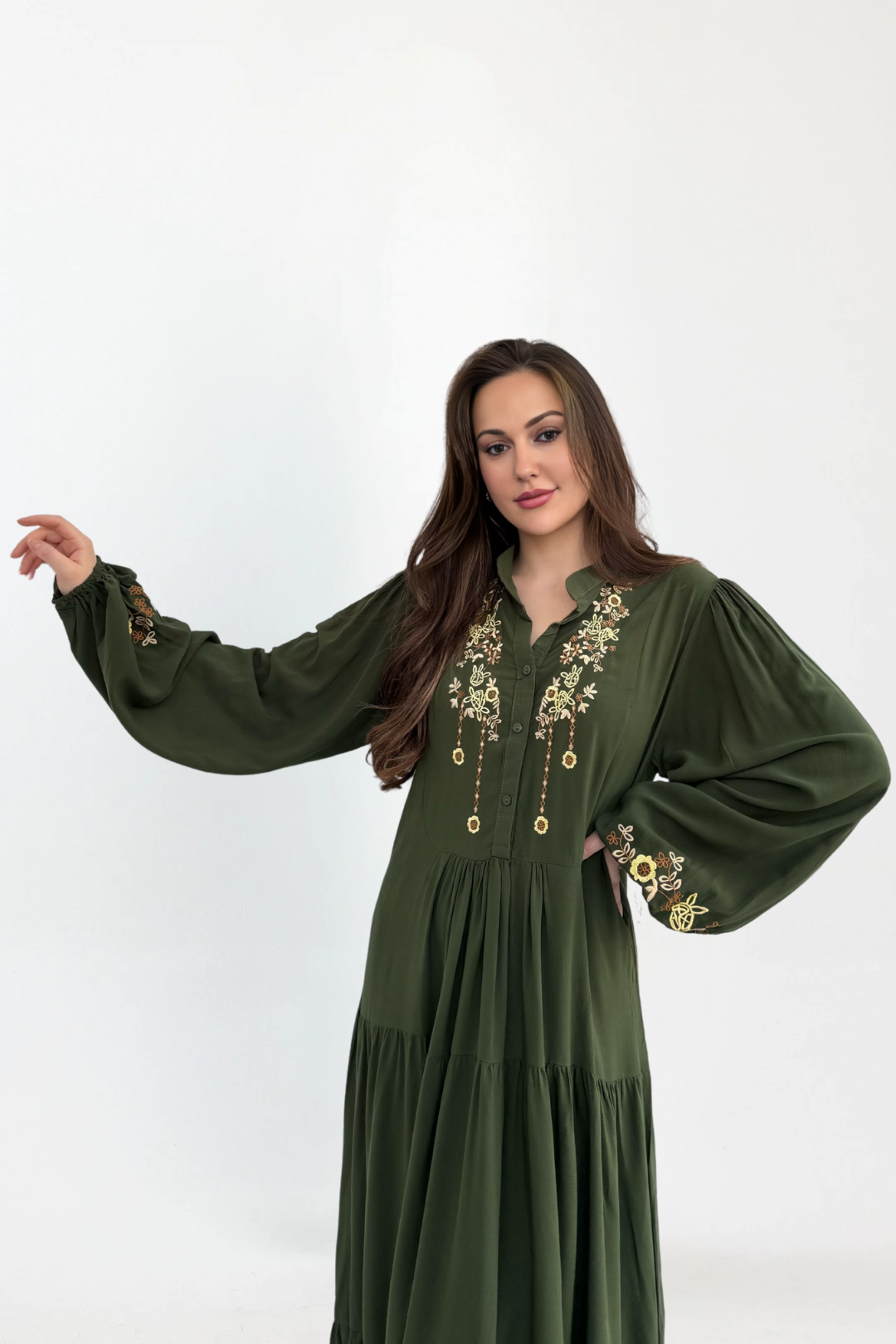 Flora Nakış İşlemeli Büyük Beden Elbise