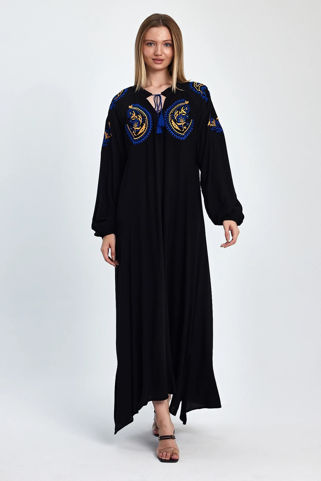 Oriental Breeze Nakış Detaylı Elbise