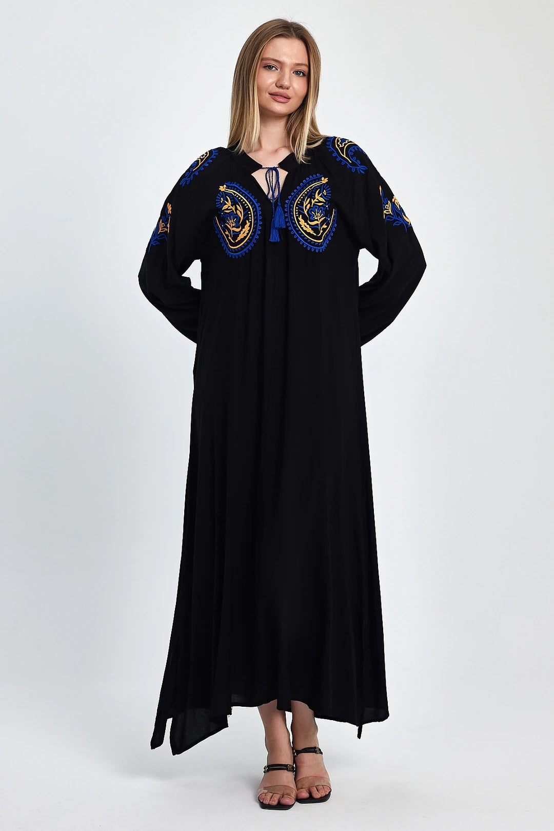Oriental Breeze Nakış Detaylı Elbise