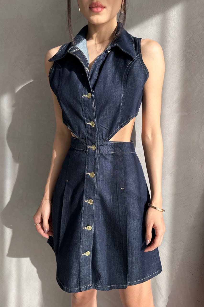 Yüksek Düğmeli Mini Denim Elbise