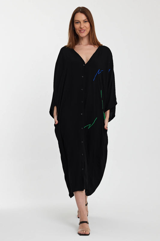 Günlük Şık Oversize Nakışlı Düğmeli Elbise