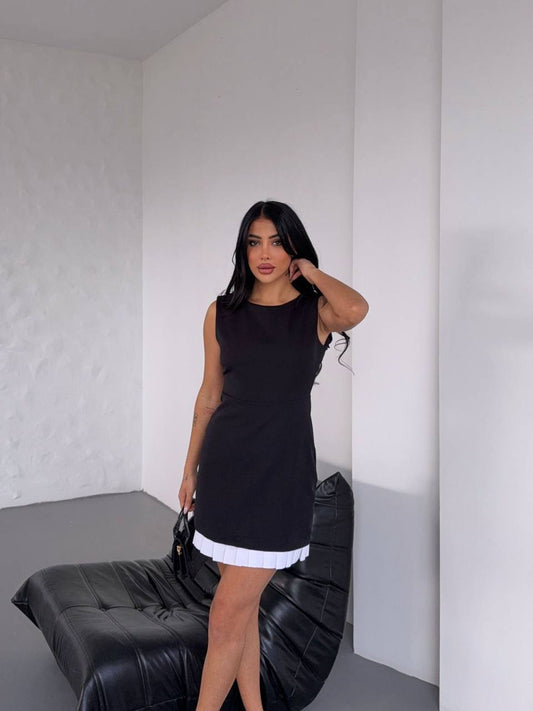 Pile Etek Detaylı Kolsuz Mini Elbise